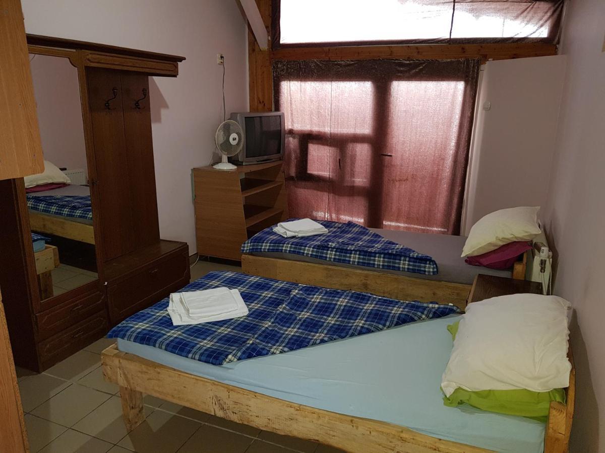 Hompot Accommodation Deva Exterior foto