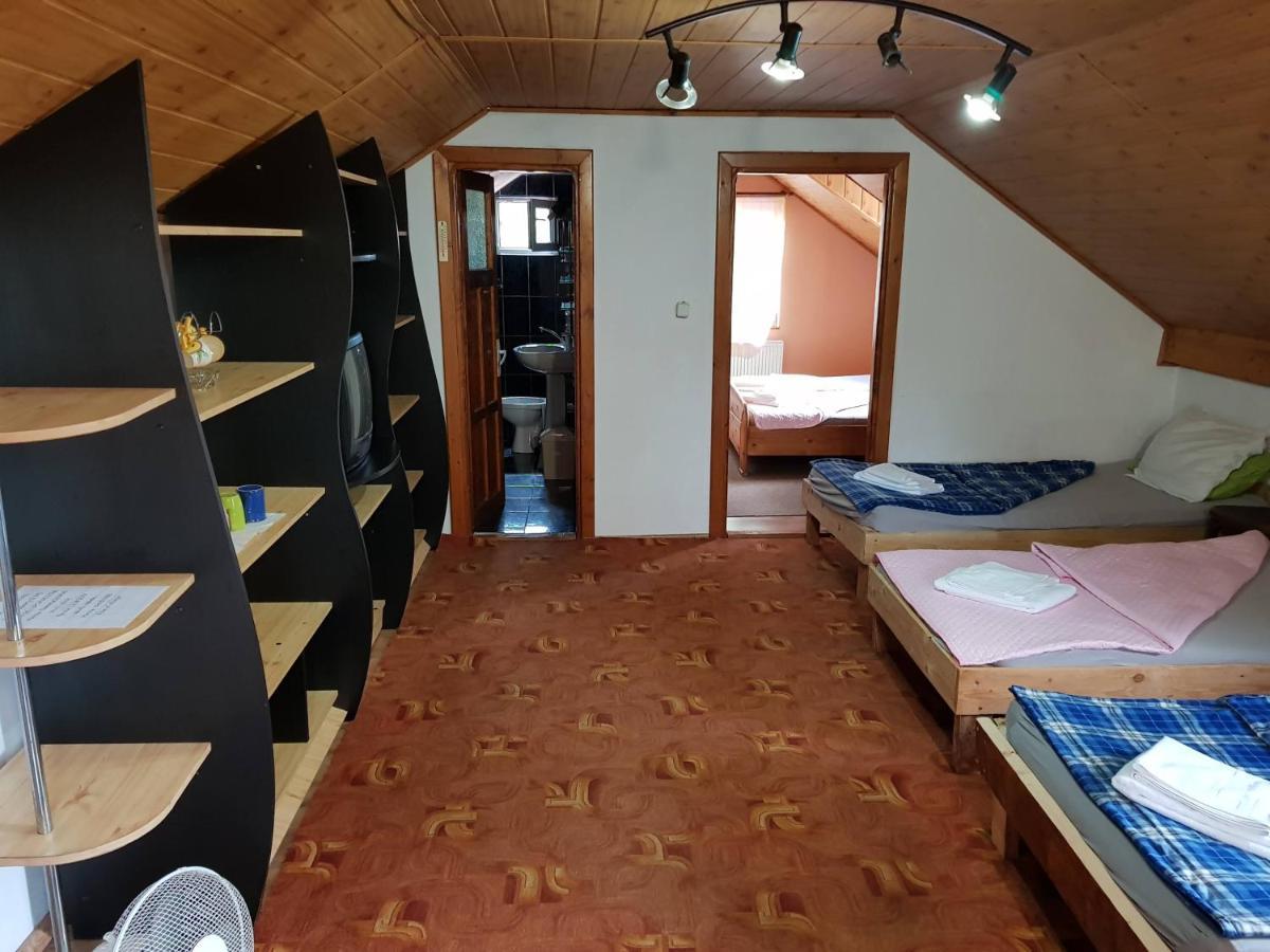 Hompot Accommodation Deva Exterior foto