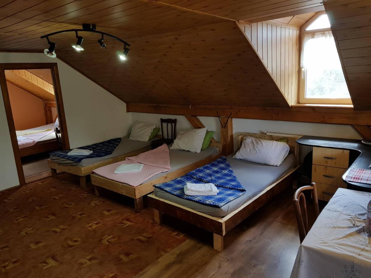 Hompot Accommodation Deva Exterior foto